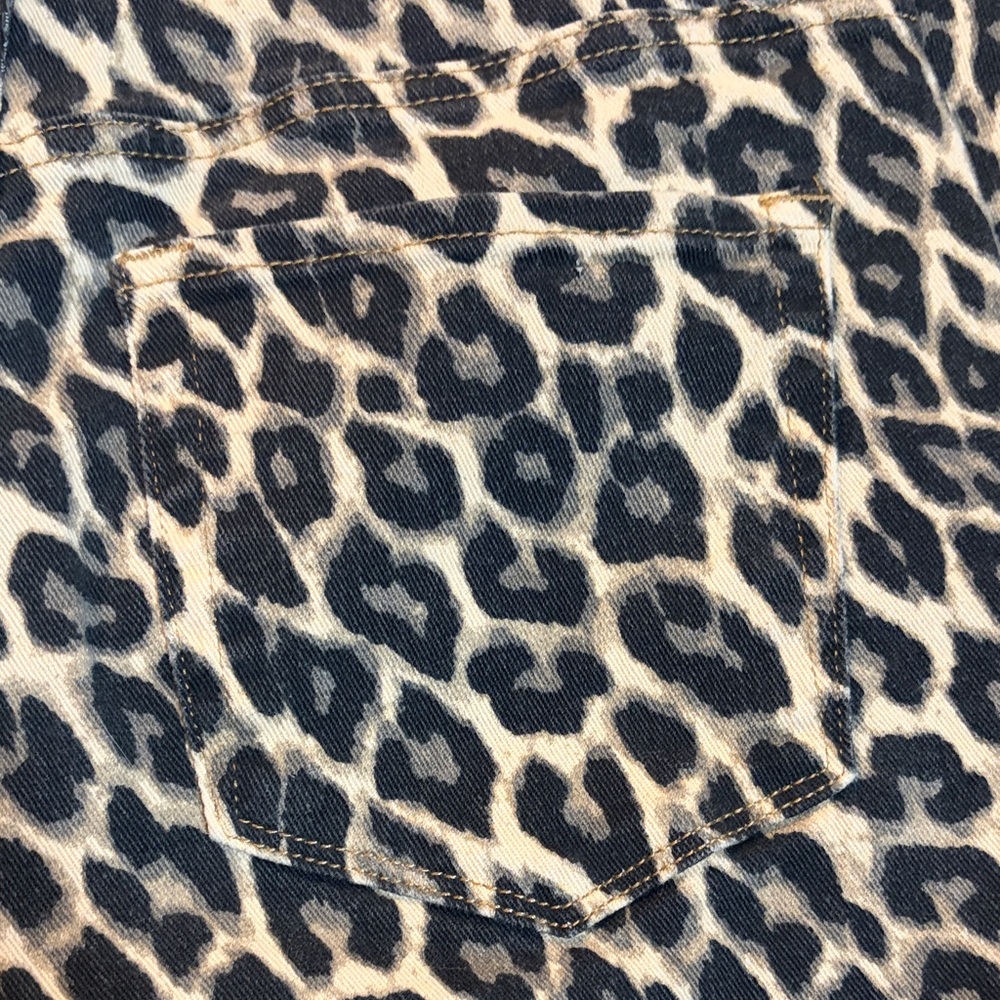 Leopard Print Flare & Wide Leg Jeans - Picture 11 of 12